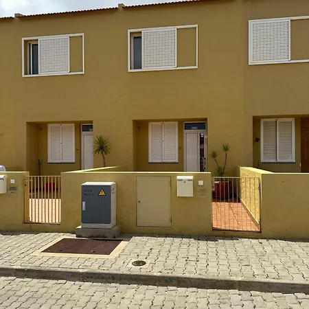 Holiday home Golden House